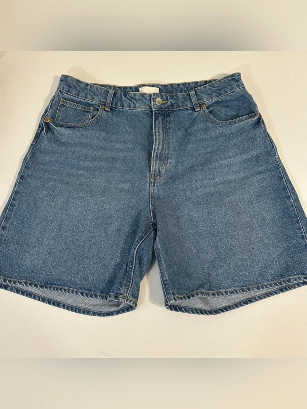 H&M WOMENS DENIM SHORTS